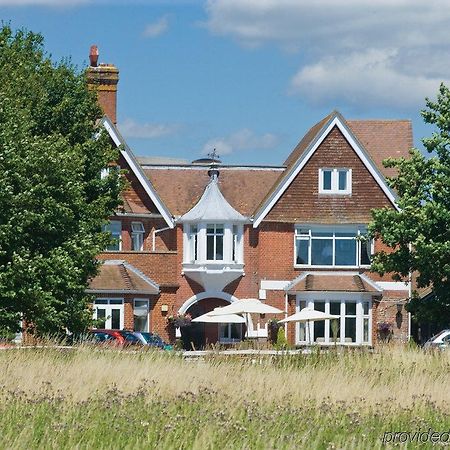 Hickstead Hotel Bolney Extérieur photo